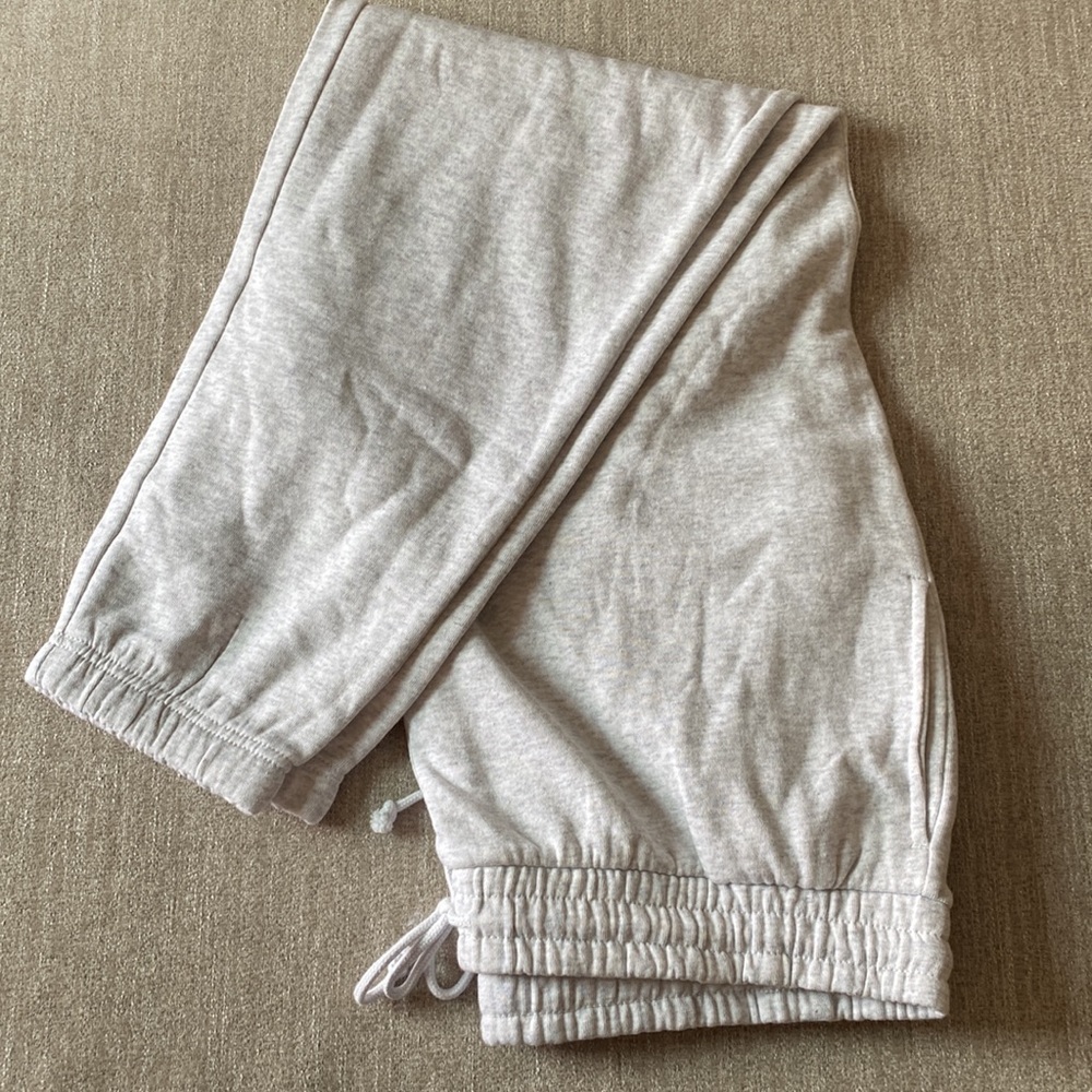 Como Vintage Light gray Sweatpants. Size XXL NWT - Picture 3 of 9